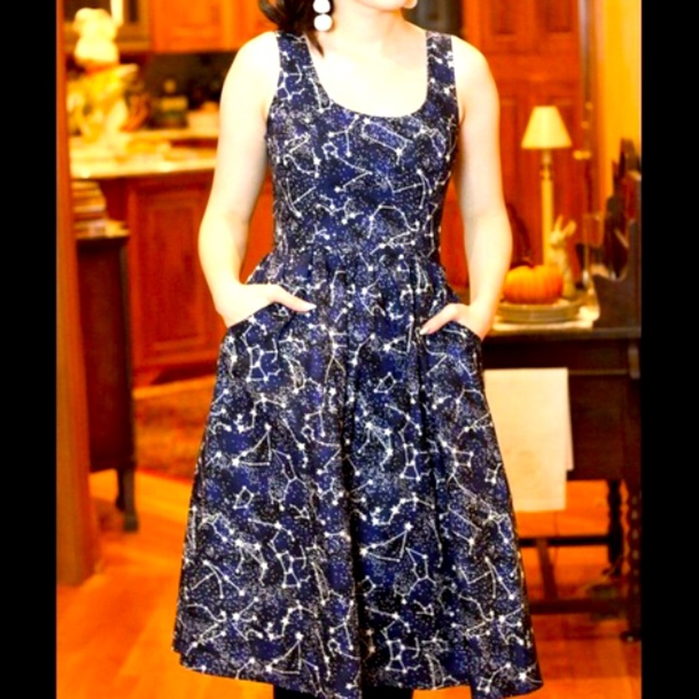 Retrolicious Glow-in-the-Dark Dress